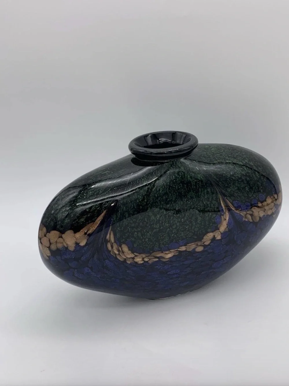 Dale Tiffany Style Heavy Squat Vase Mouth Blown Colorful Peacock Gold Accent